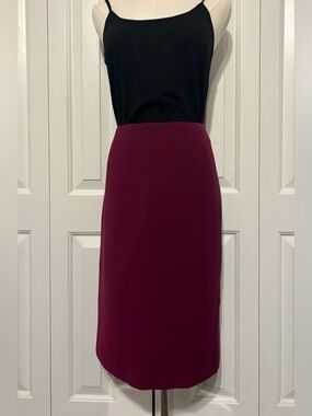 ISABELLA DeMARCO Classic Plum Pencil Skirt